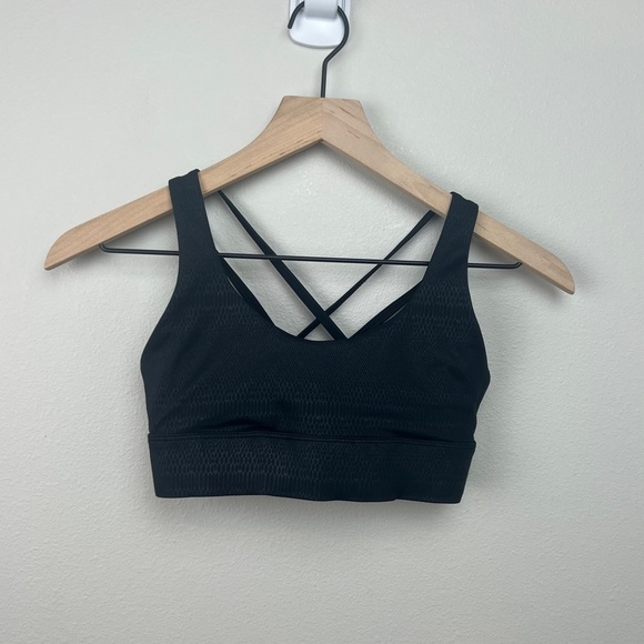 Zyia Active Black Venom Light N Tight Strappy Bra - Picture 2 of 5